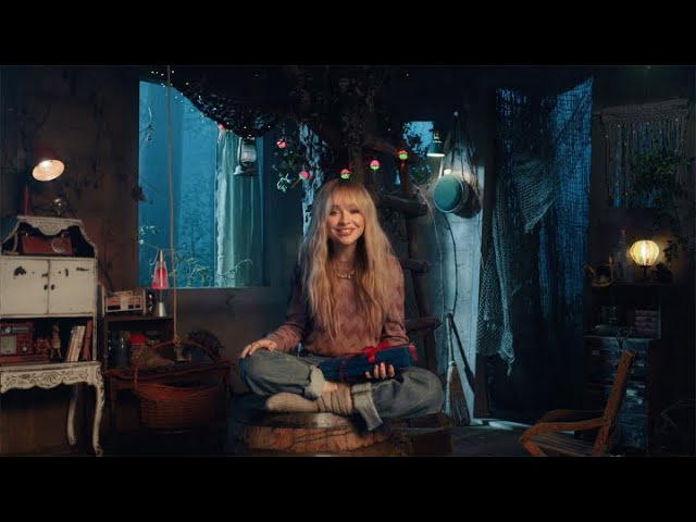 ‘panic! In The Treehouse’ By Sabrina Carpenter : Samsung