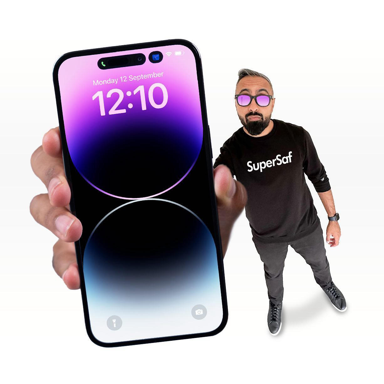 SuperSaf - Who got the thumbnail reference in today's iPhone 14 videos